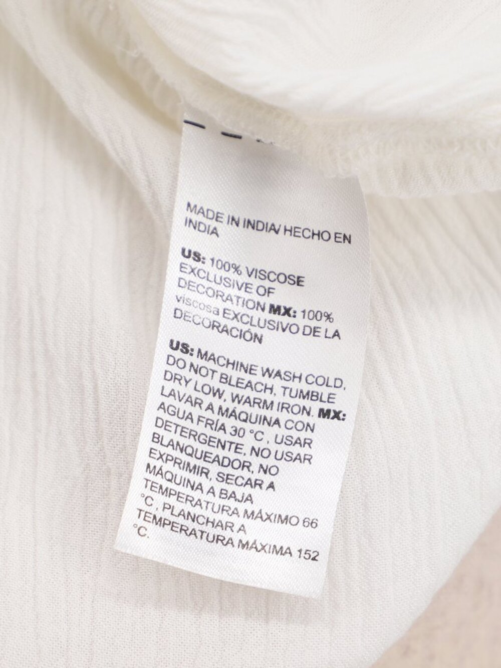 CHICO'S Embroidered Splitneck Shirt in White Size 2/L - Picture 7 of 7
